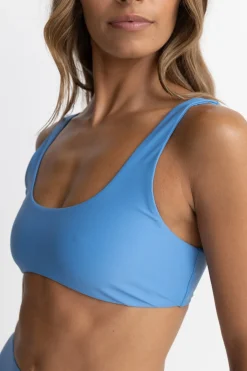 Women Rhythm Classic Crop Top