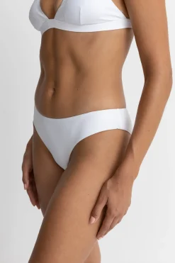 Women Rhythm Classic Holiday Pant